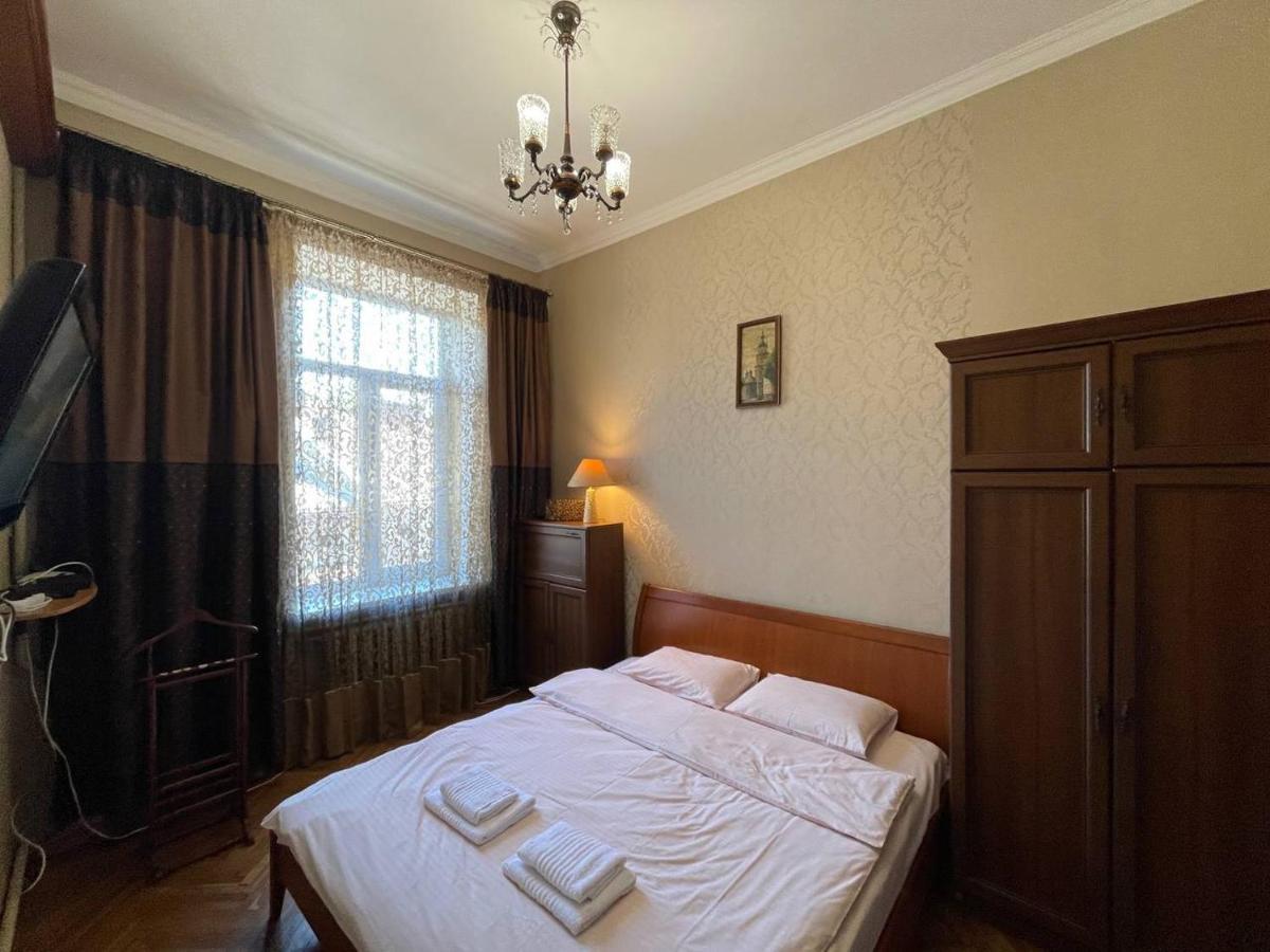 White Rooms On City Center 利沃夫 外观 照片