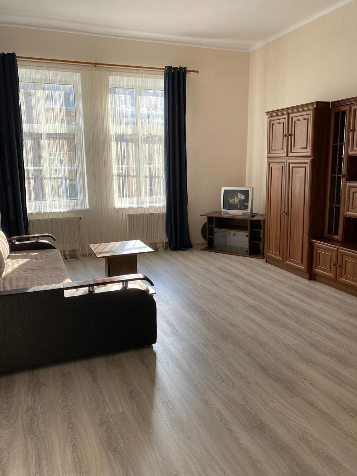 White Rooms On City Center 利沃夫 外观 照片