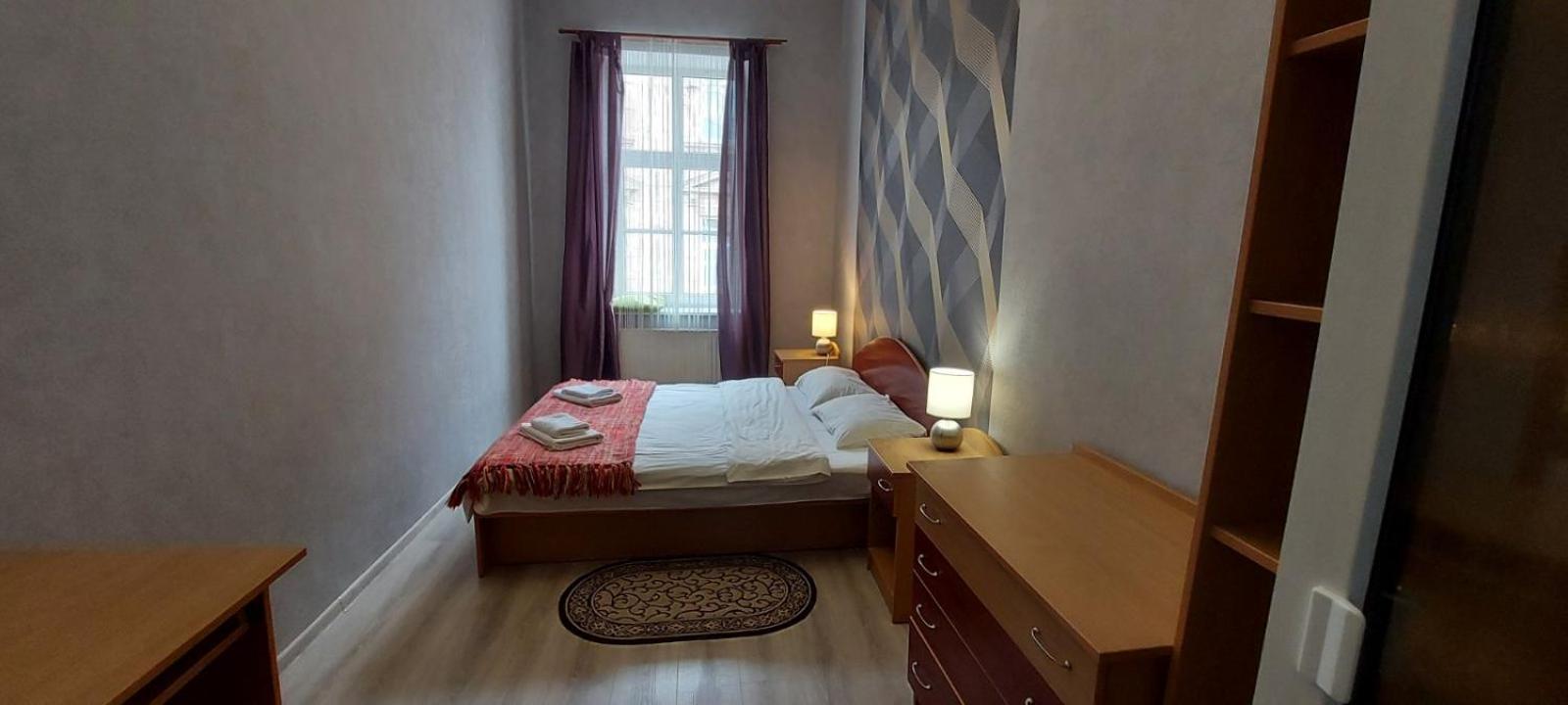 White Rooms On City Center 利沃夫 外观 照片