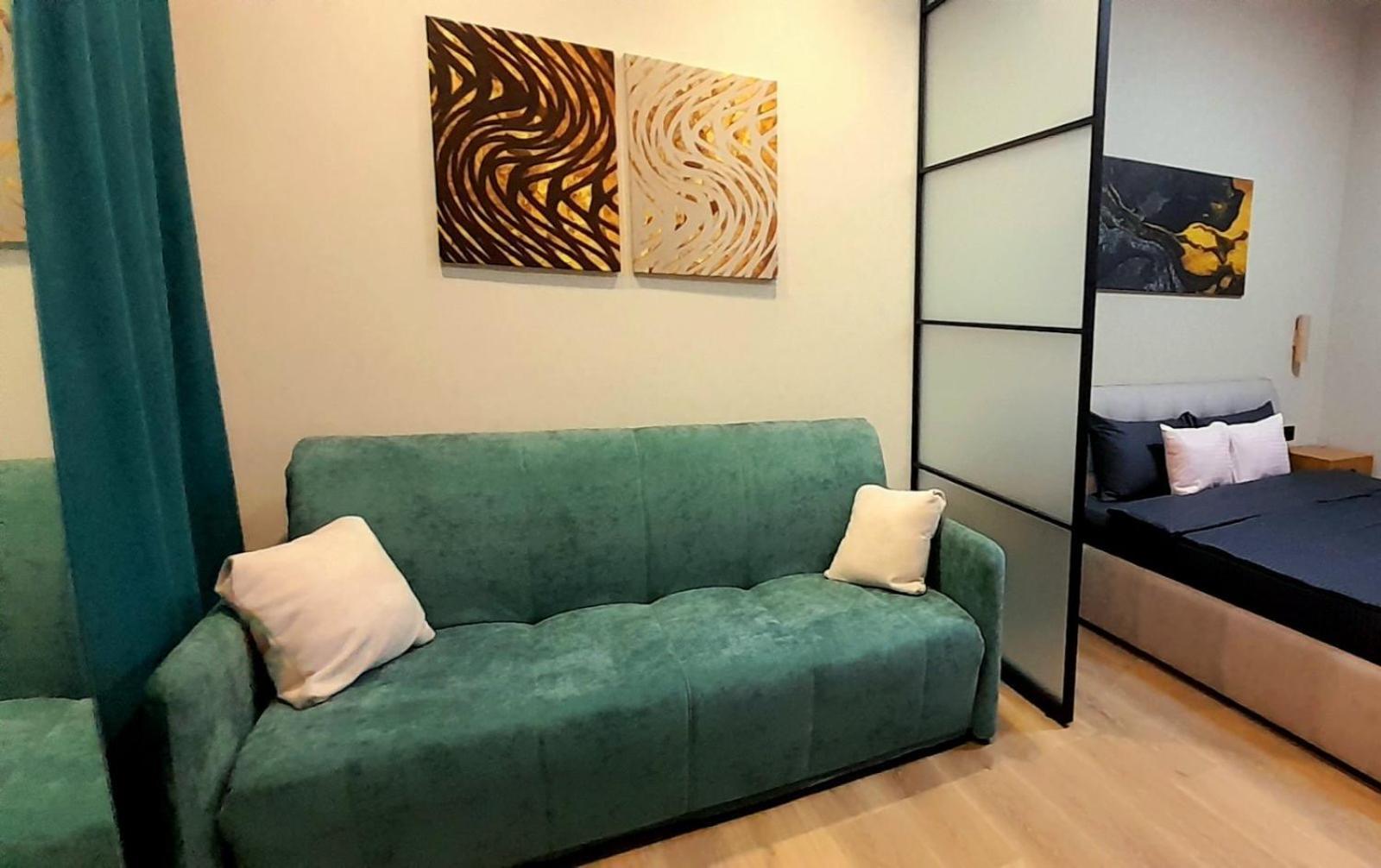 White Rooms On City Center 利沃夫 外观 照片